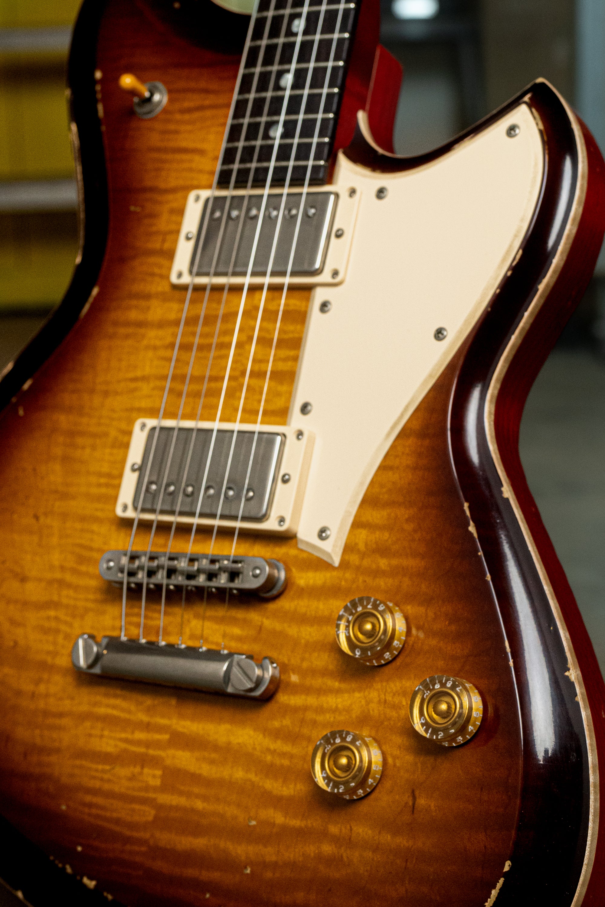 Chambered SERUS H2 - Tobacco Burst | NAMM 26 - Image 4