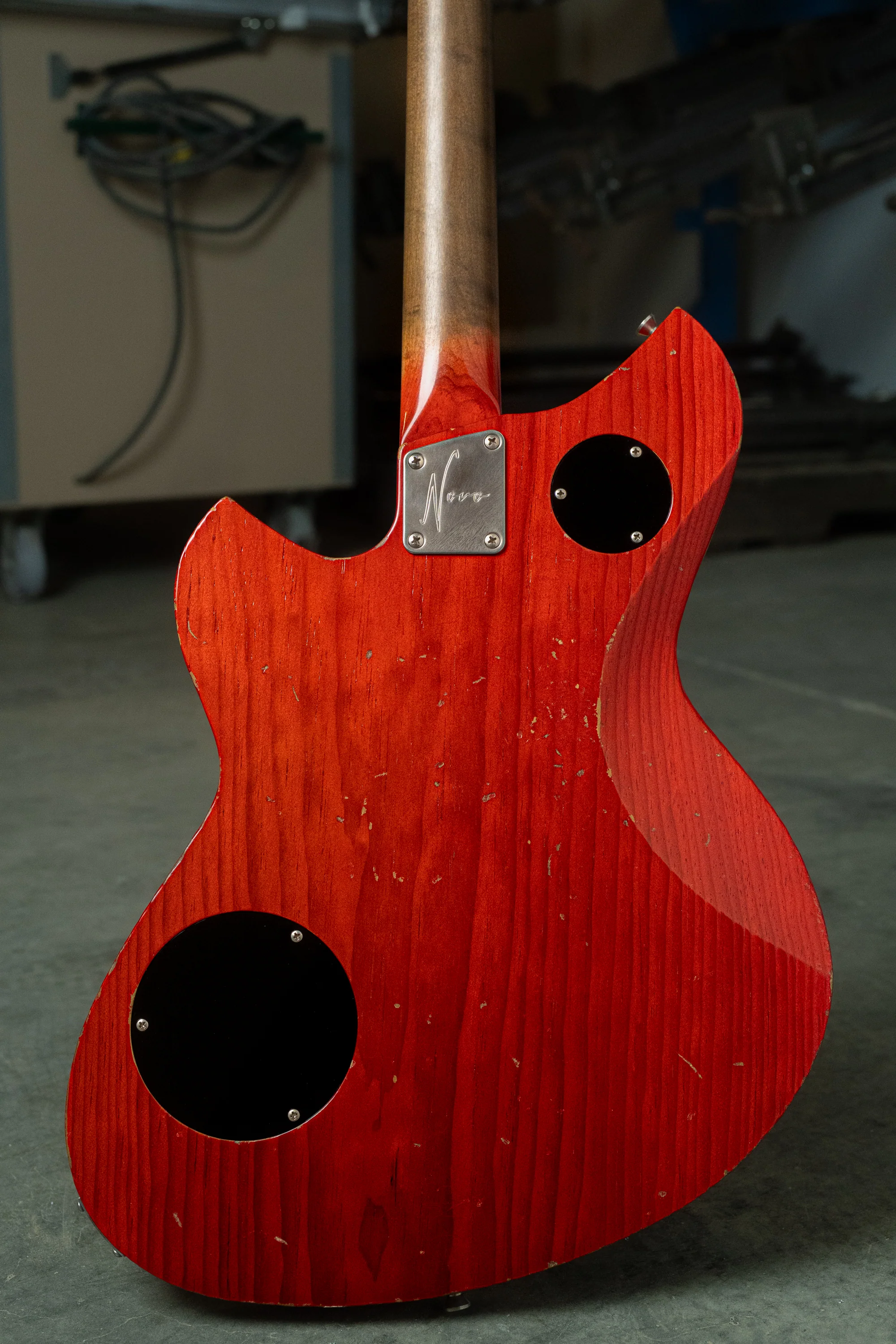 Chambered SERUS H2 - Tobacco Burst | NAMM 26 - Image 7