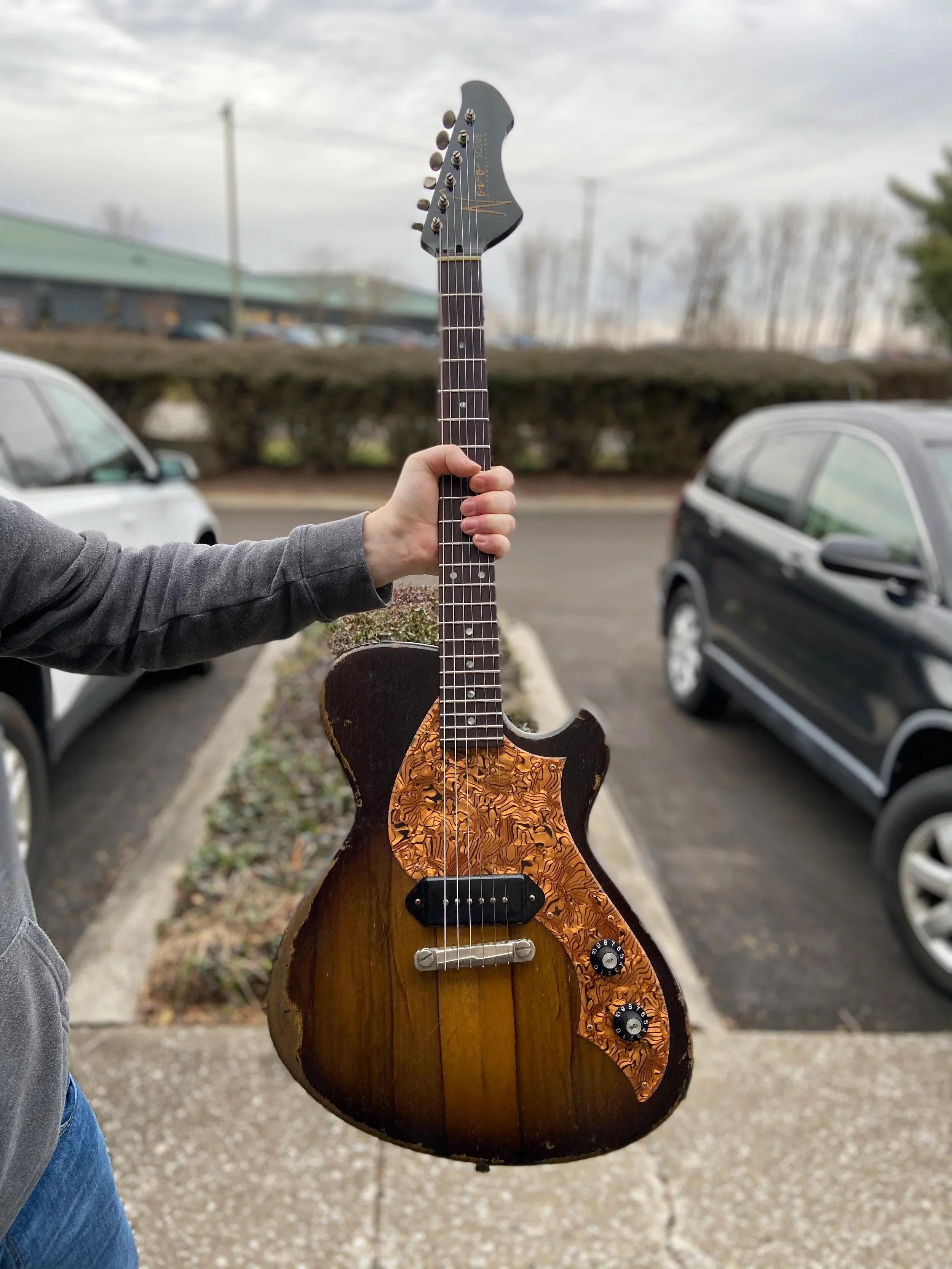 Signature SOLUS M1 - Amber Burst - Image 3