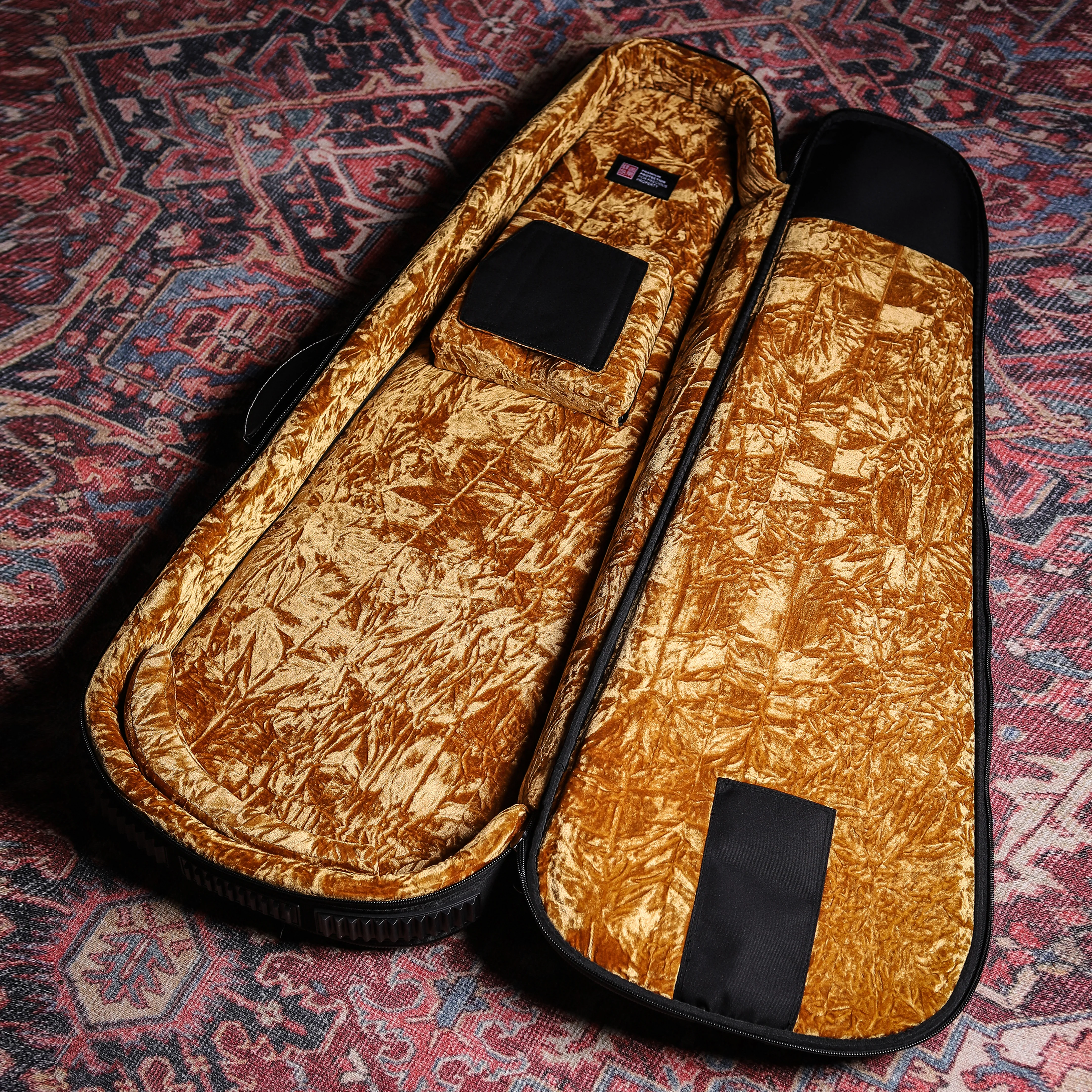 NOVO DELUXE PADDED SOFT CASE - Image 5