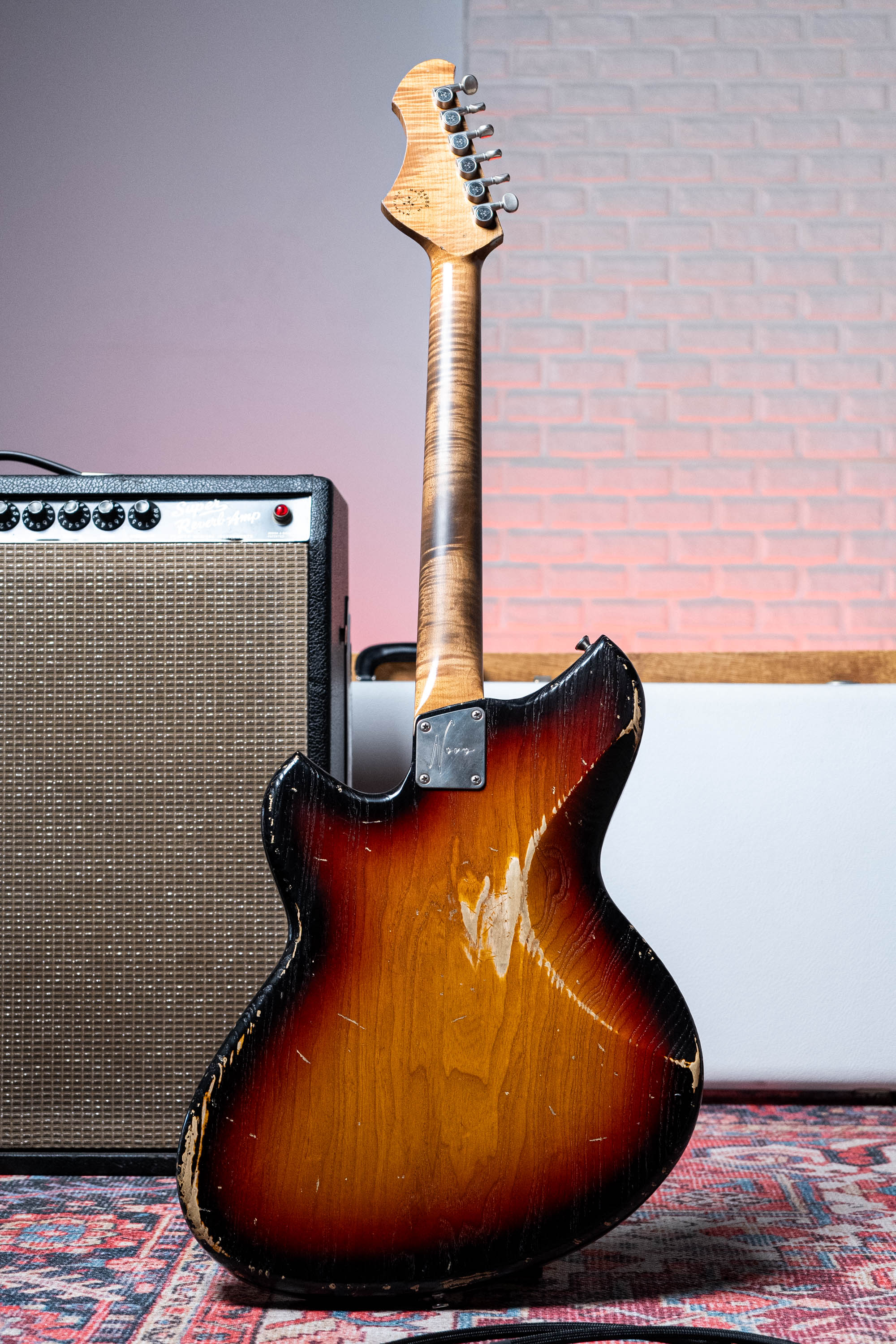 Novo Miris J in 3-Tone Burst - Image 4