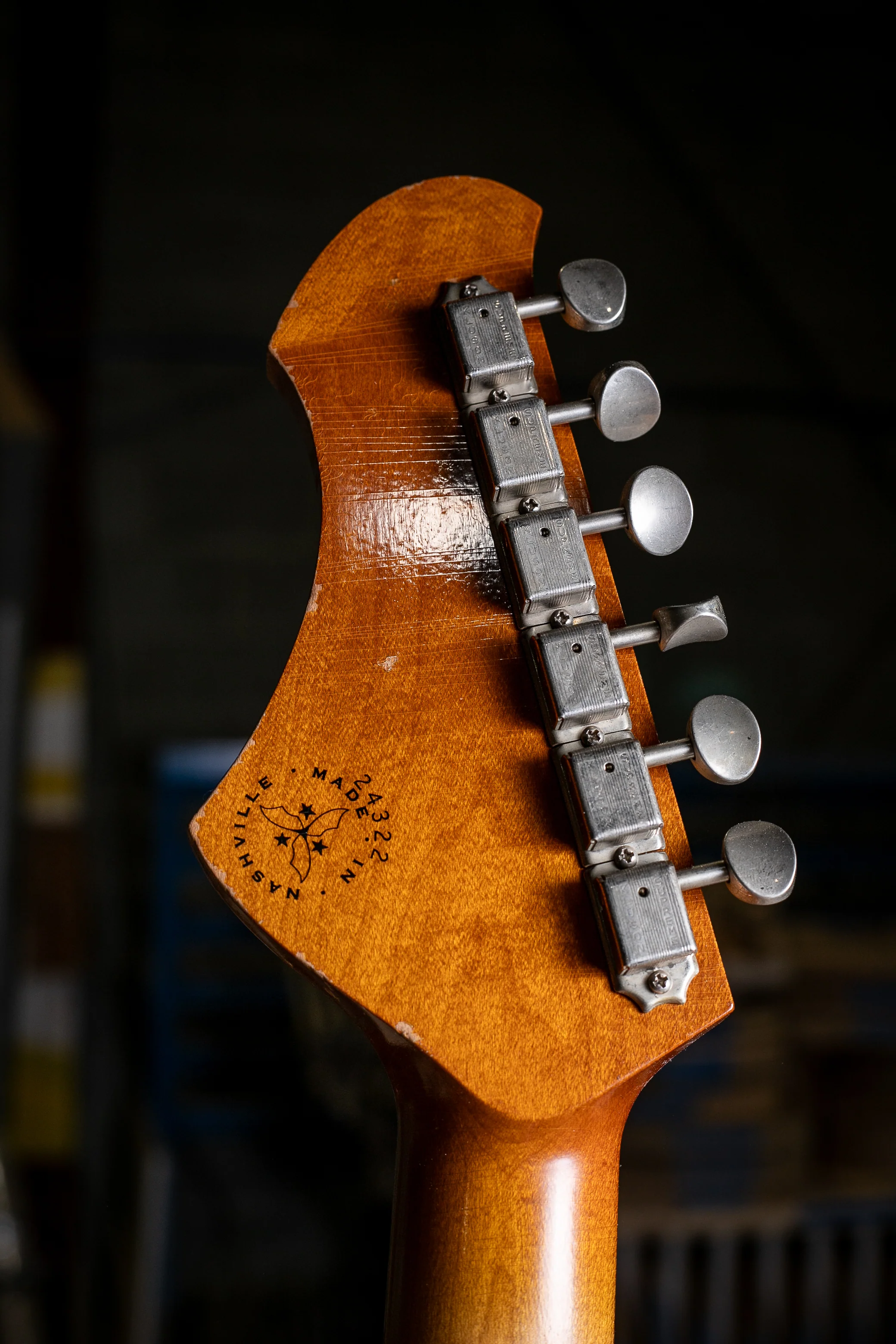 Novo Miris J in Amber - Image 6