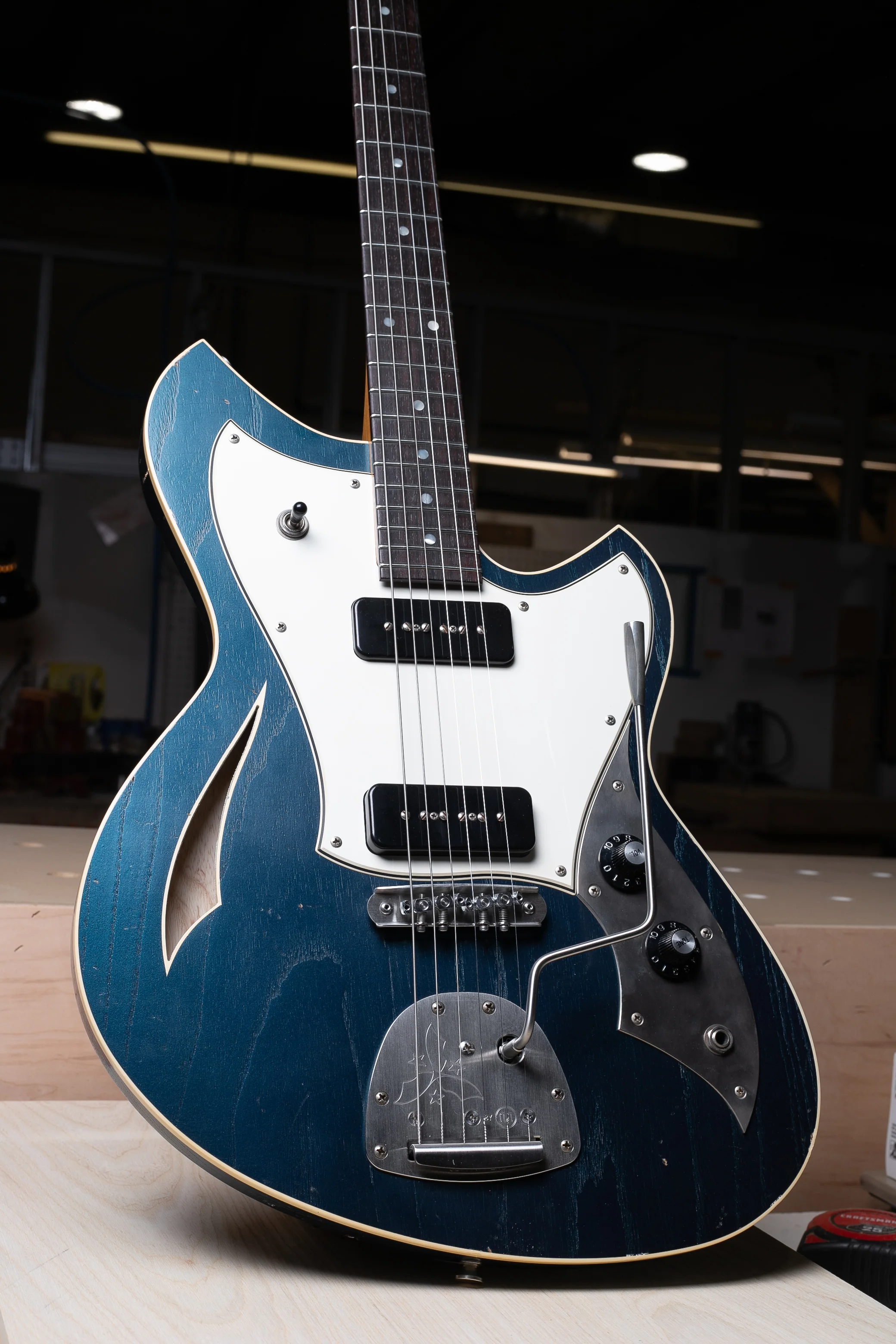 Novo Miris J in Lake Como Blue