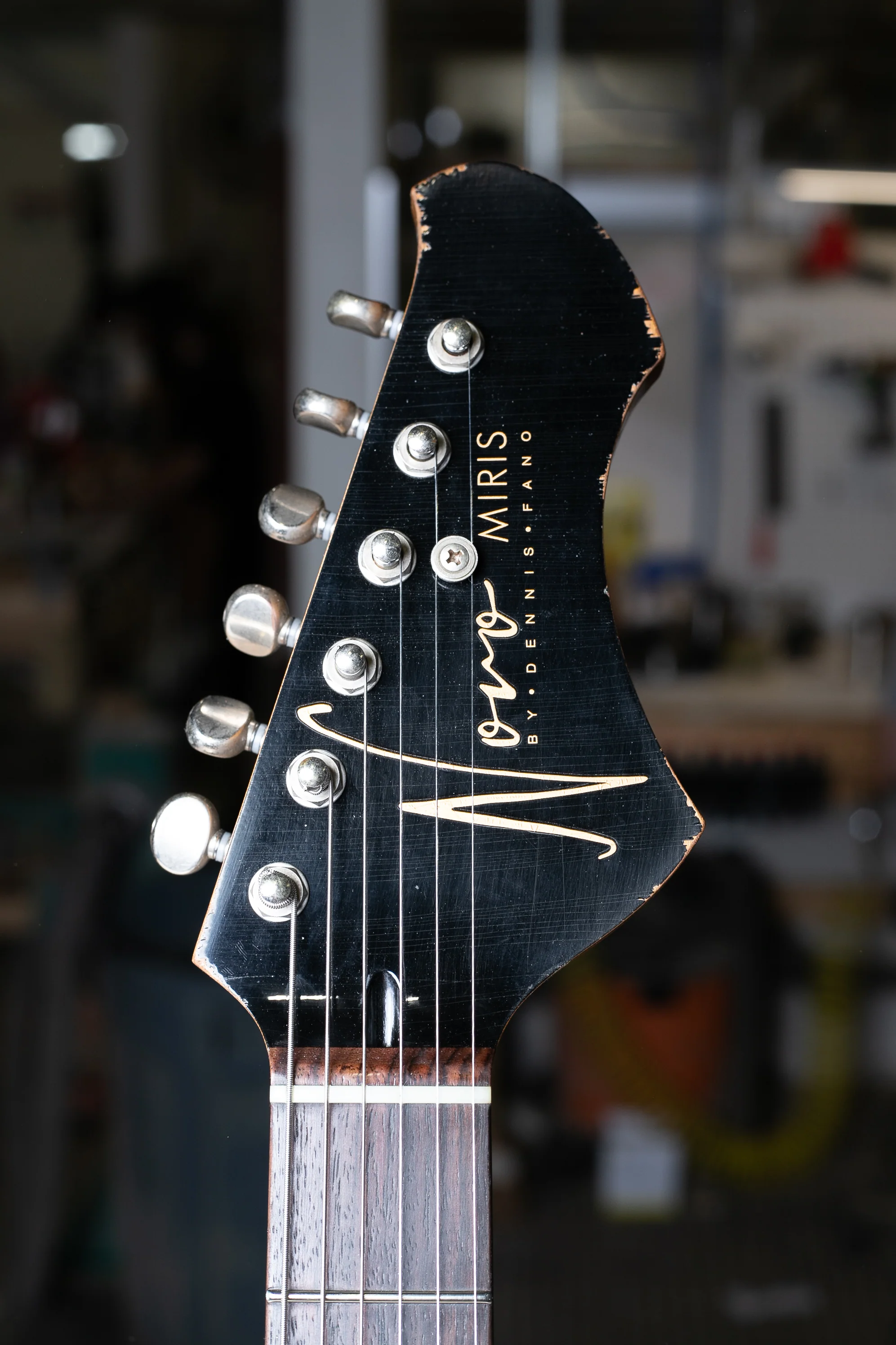 Novo Miris P2 in Faded Cherry - Image 6