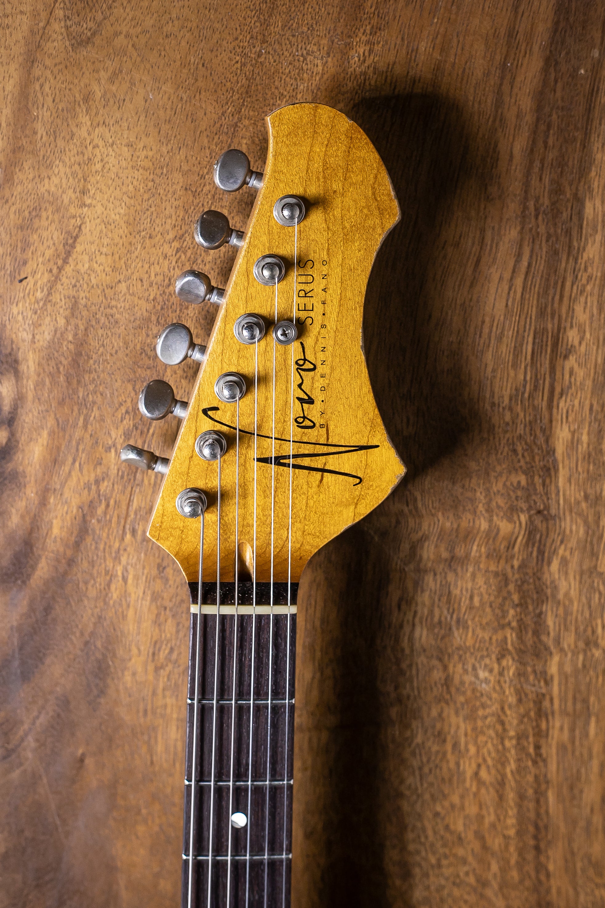 Novo Serus J in Amber - Image 5