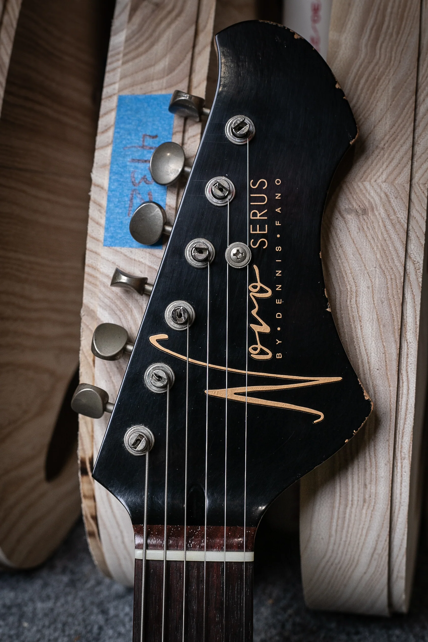 Novo Serus J in Bull Black - Image 5