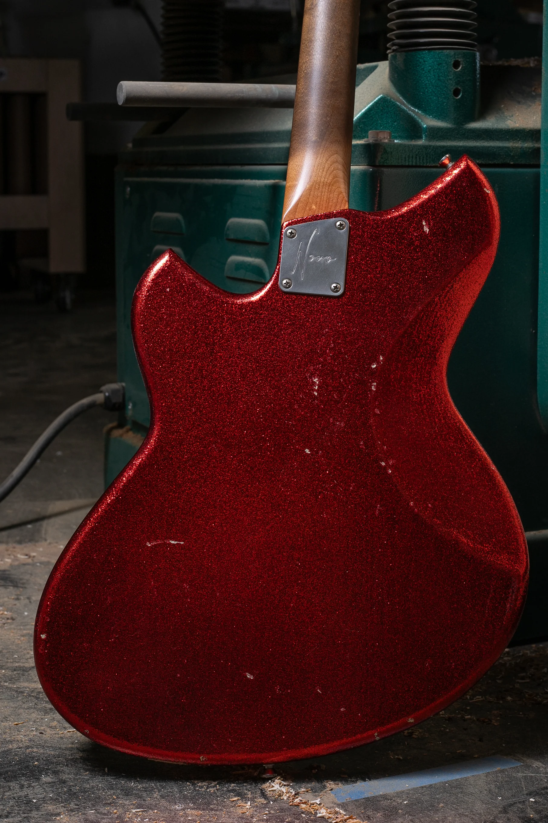 Novo Serus P2 in Candy Apple Red Sparkle - Image 4