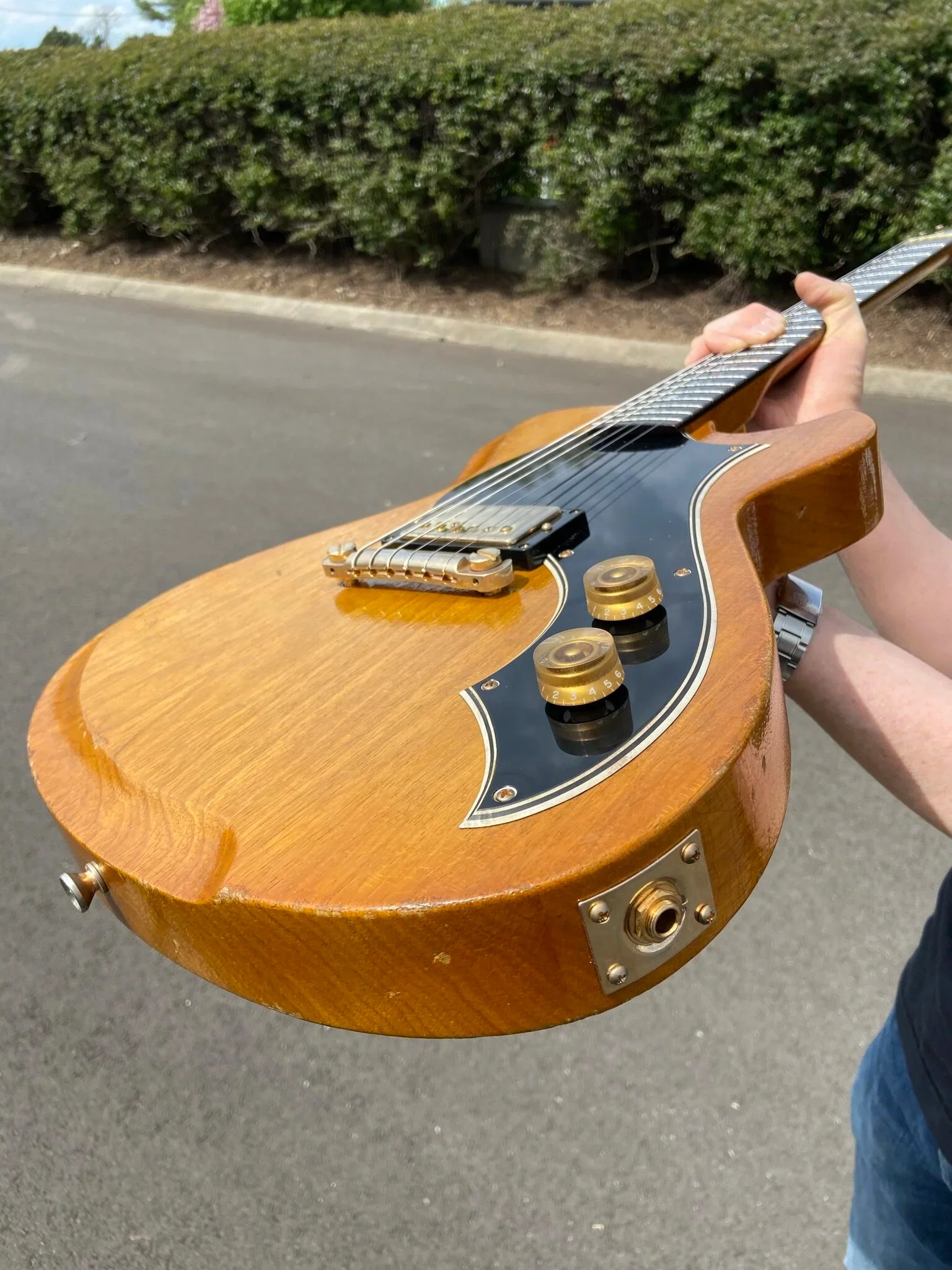 Signature SOLUS H1 - Light Amber Burst - Image 6