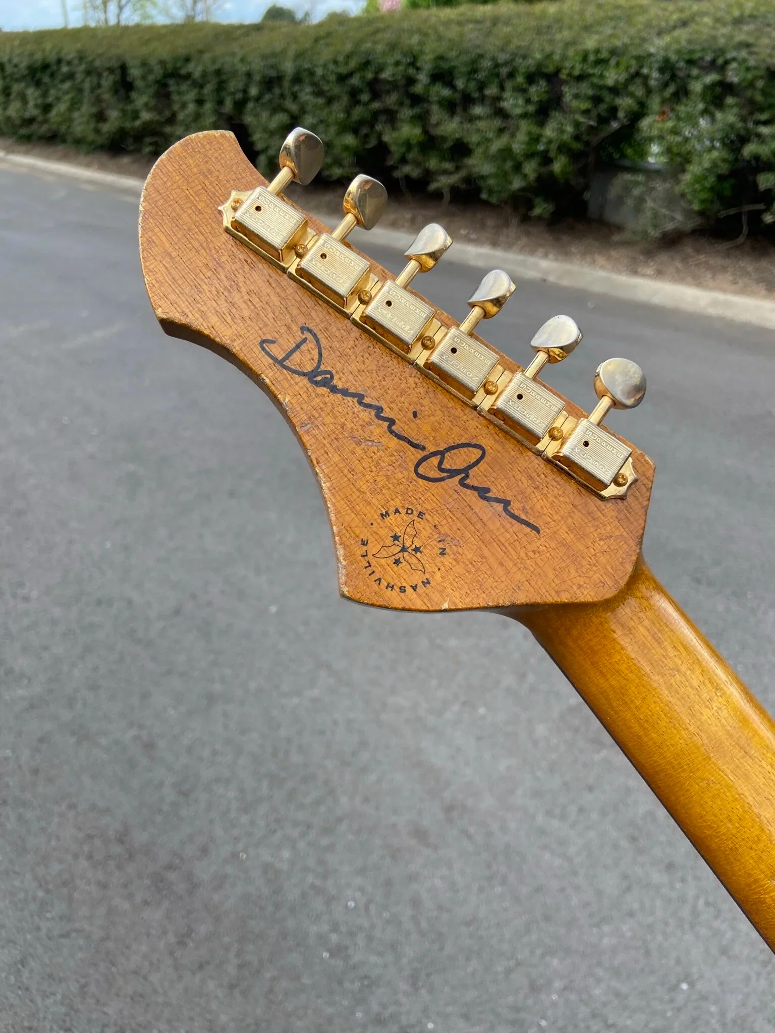 Signature SOLUS H1 - Light Amber Burst - Image 8