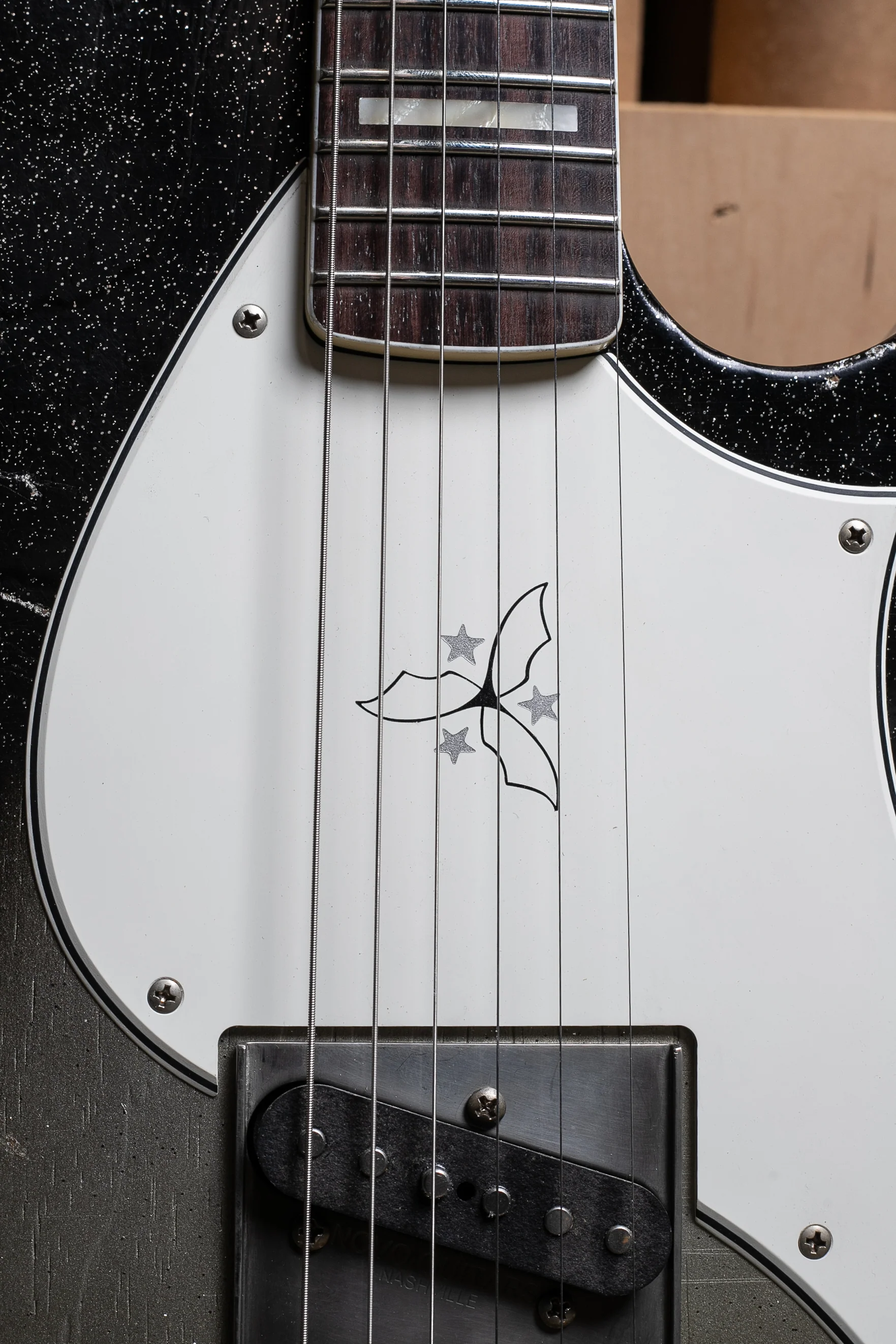 Signature SOLUS F1 - Inca Silvertone Burst - Image 4