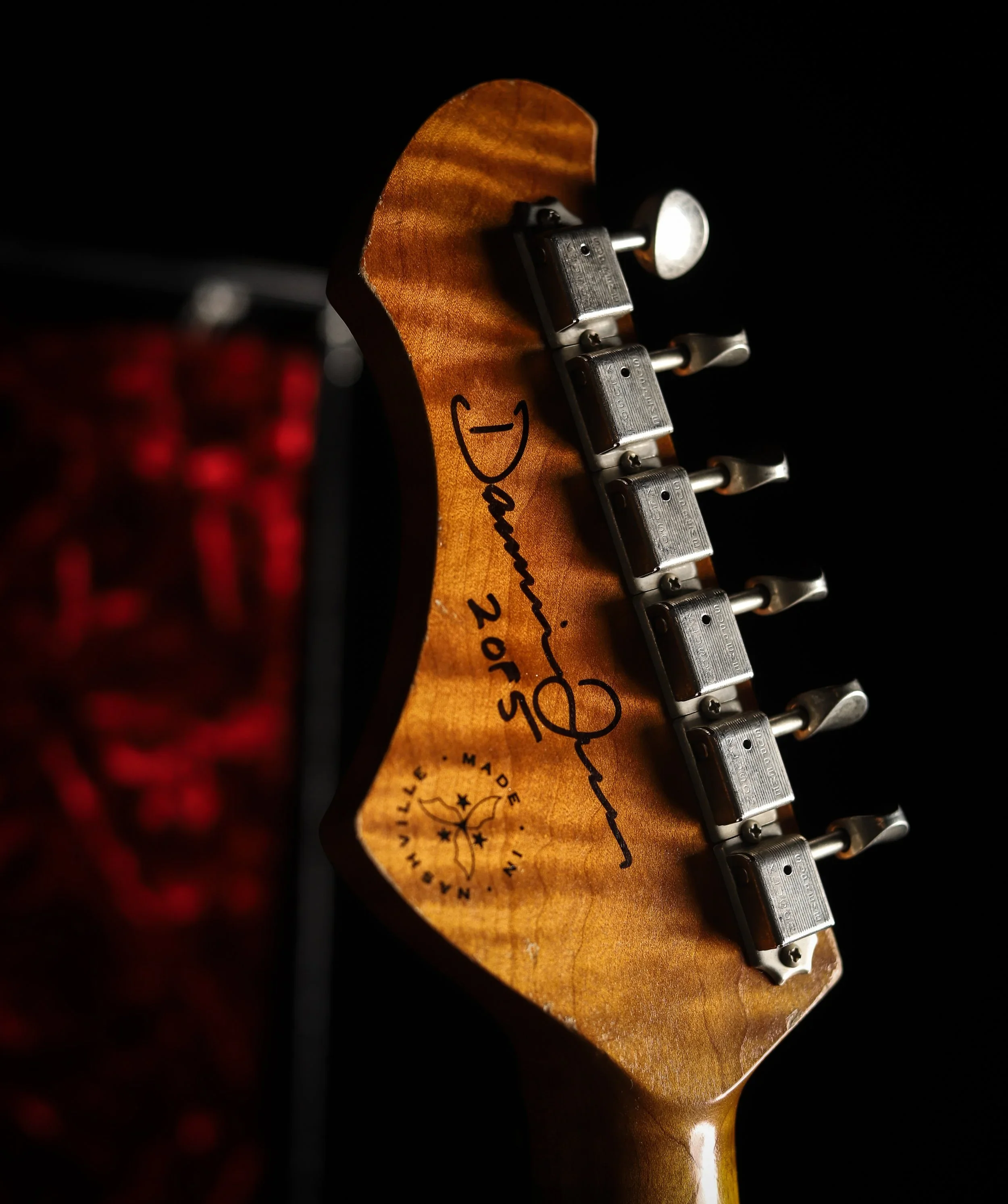 Signature SOLUS M1 - 3-Tone Burst on Alder (2 of 5) - Image 7