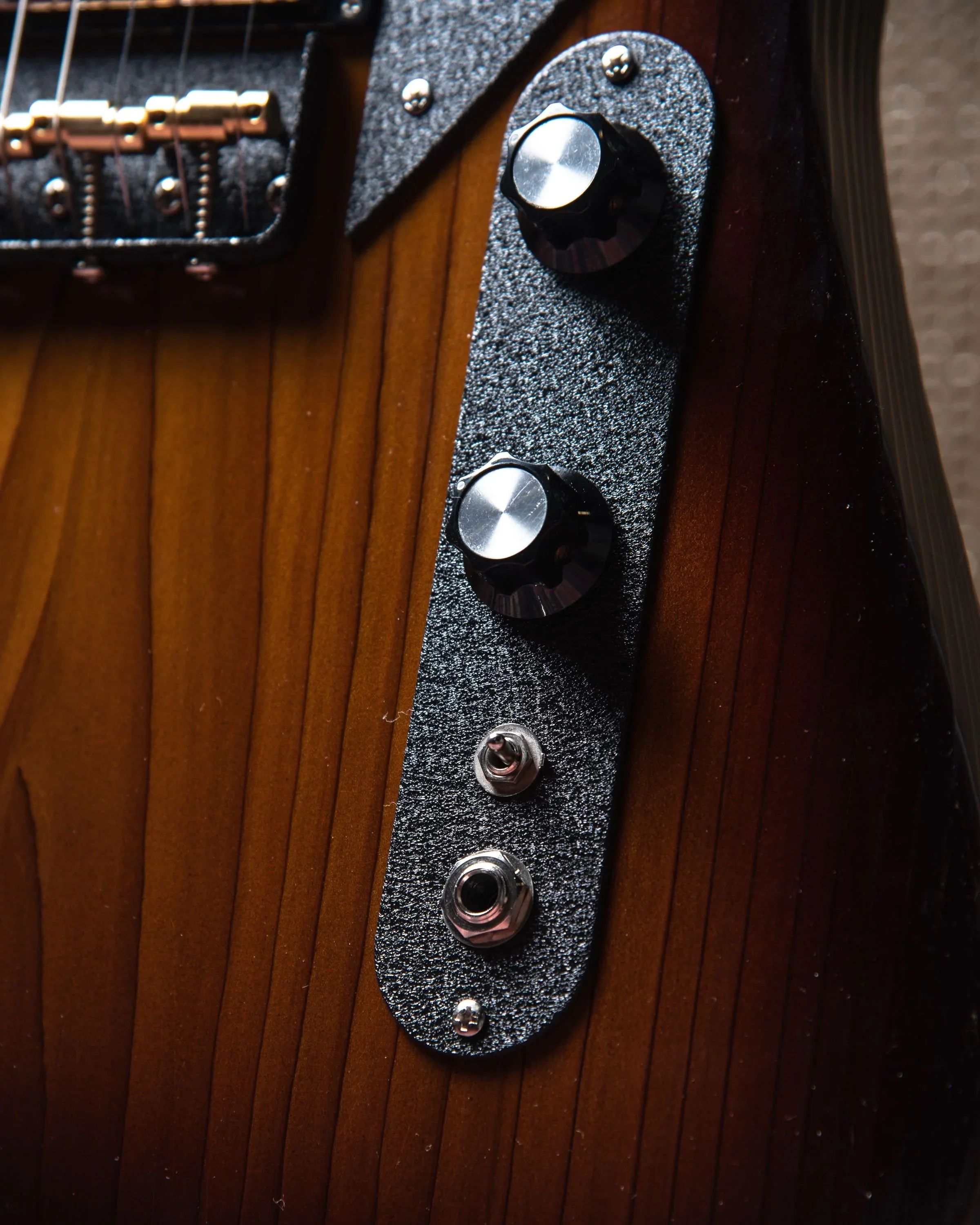 Signature VOLTUR - Tobacco Burst - Image 4