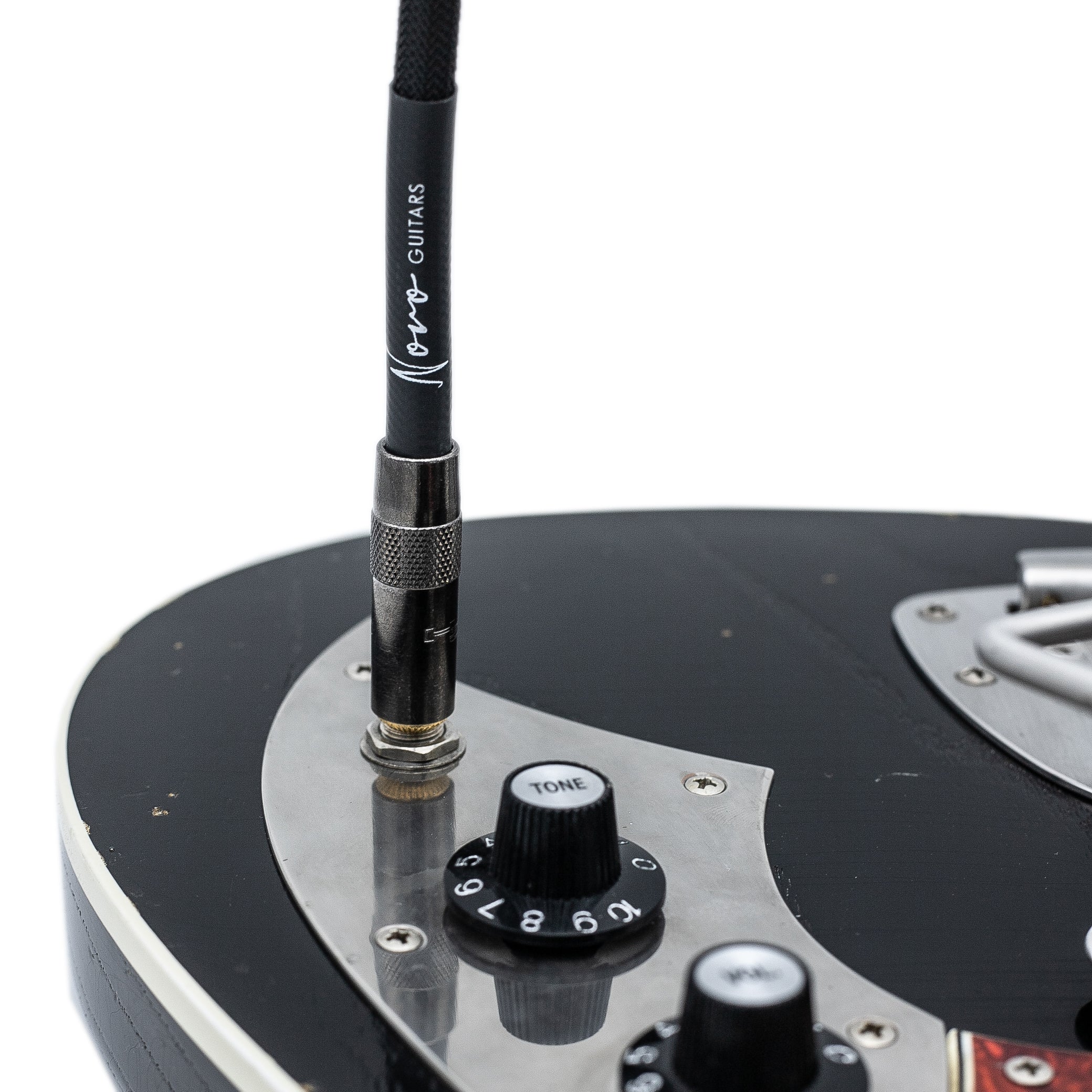 NOVO x Runway Audio Guitar Cable - Image 4