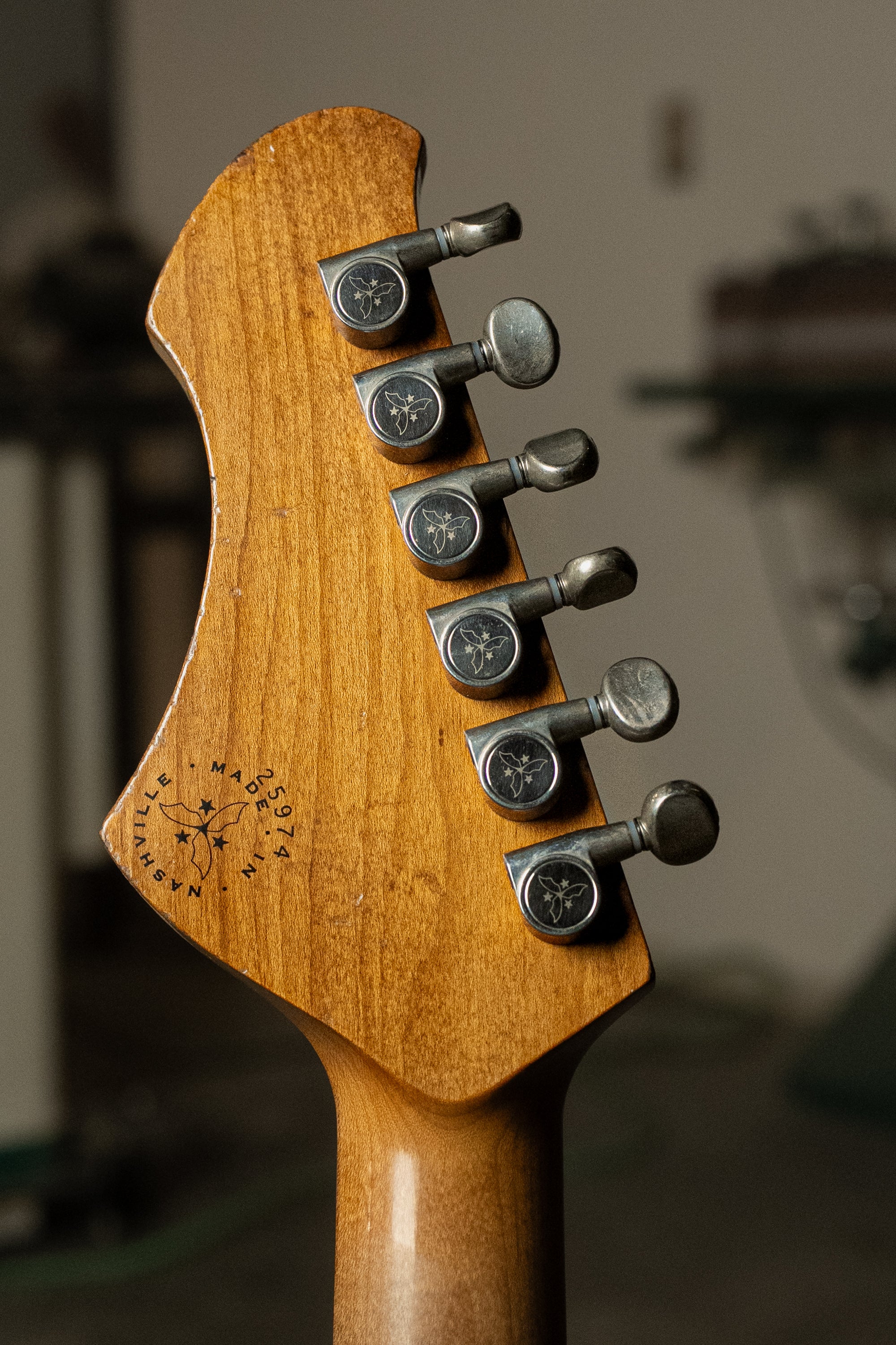 SERUS J - Olympic White over Aztec Gold | NAMM 26 - Image 8