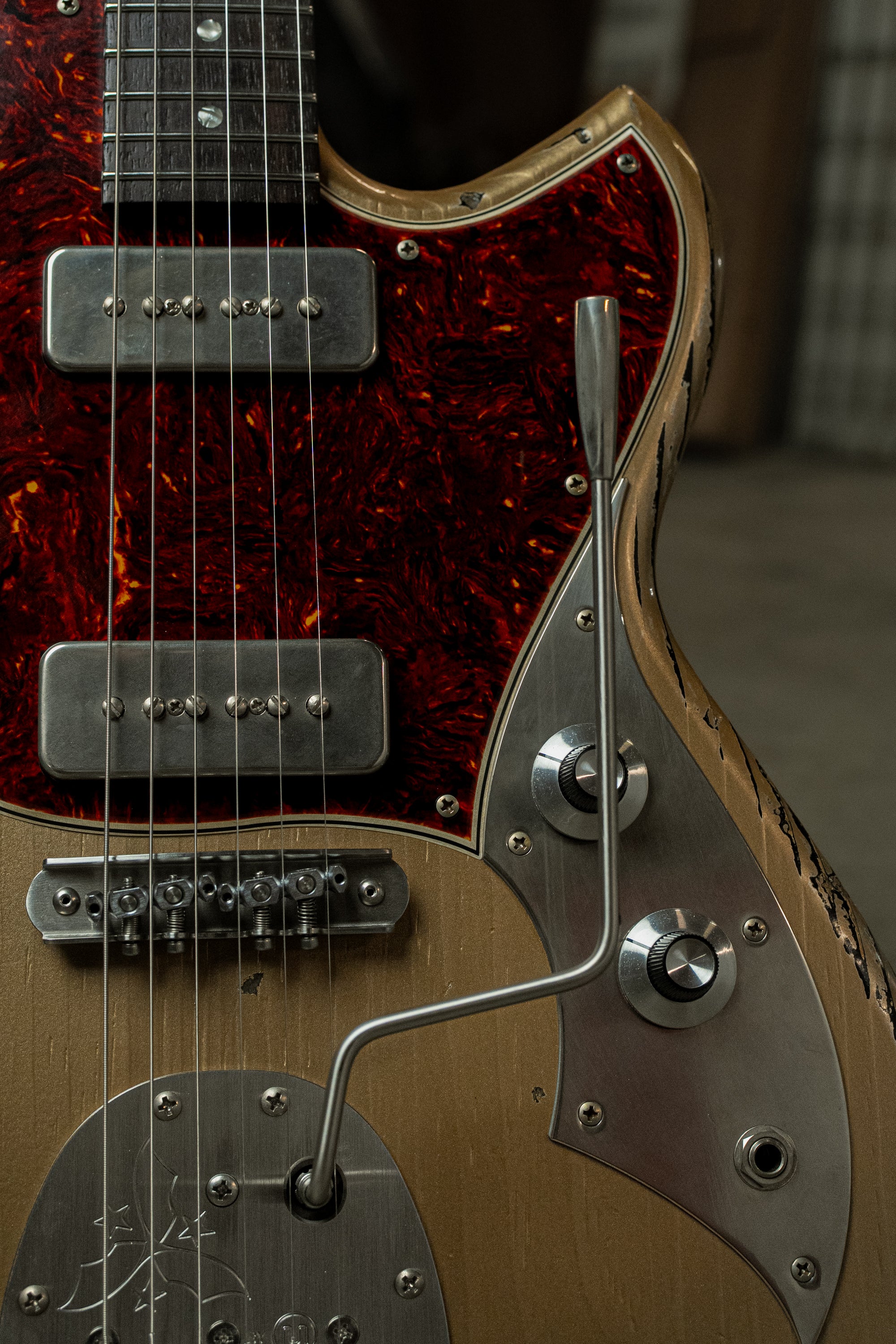 SERUS J - Shoreline Gold over '64 3-Tone Burst | NAMM 26 - Image 3