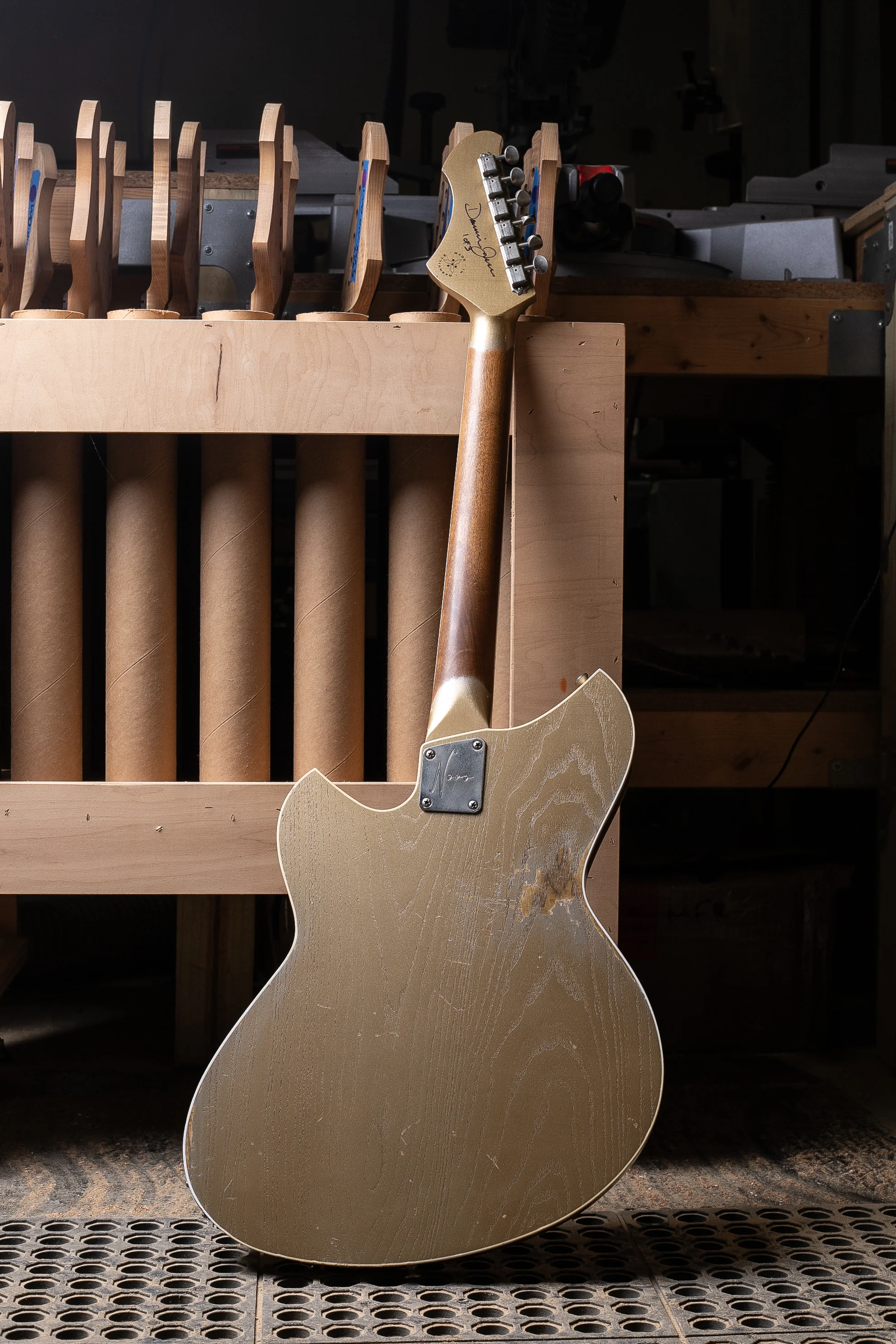 Signature MIRIS J - Shoreline Gold - Image 3