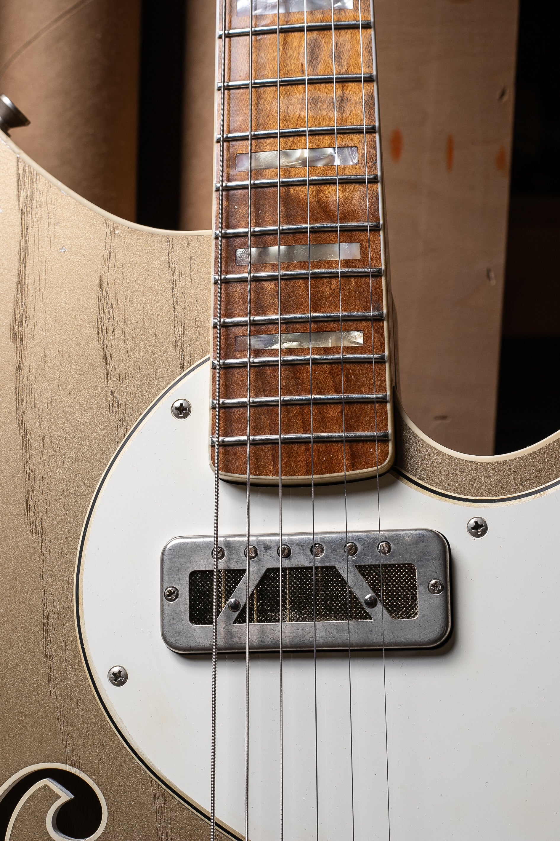 Signature MIRIS J - Shoreline Gold - Image 4
