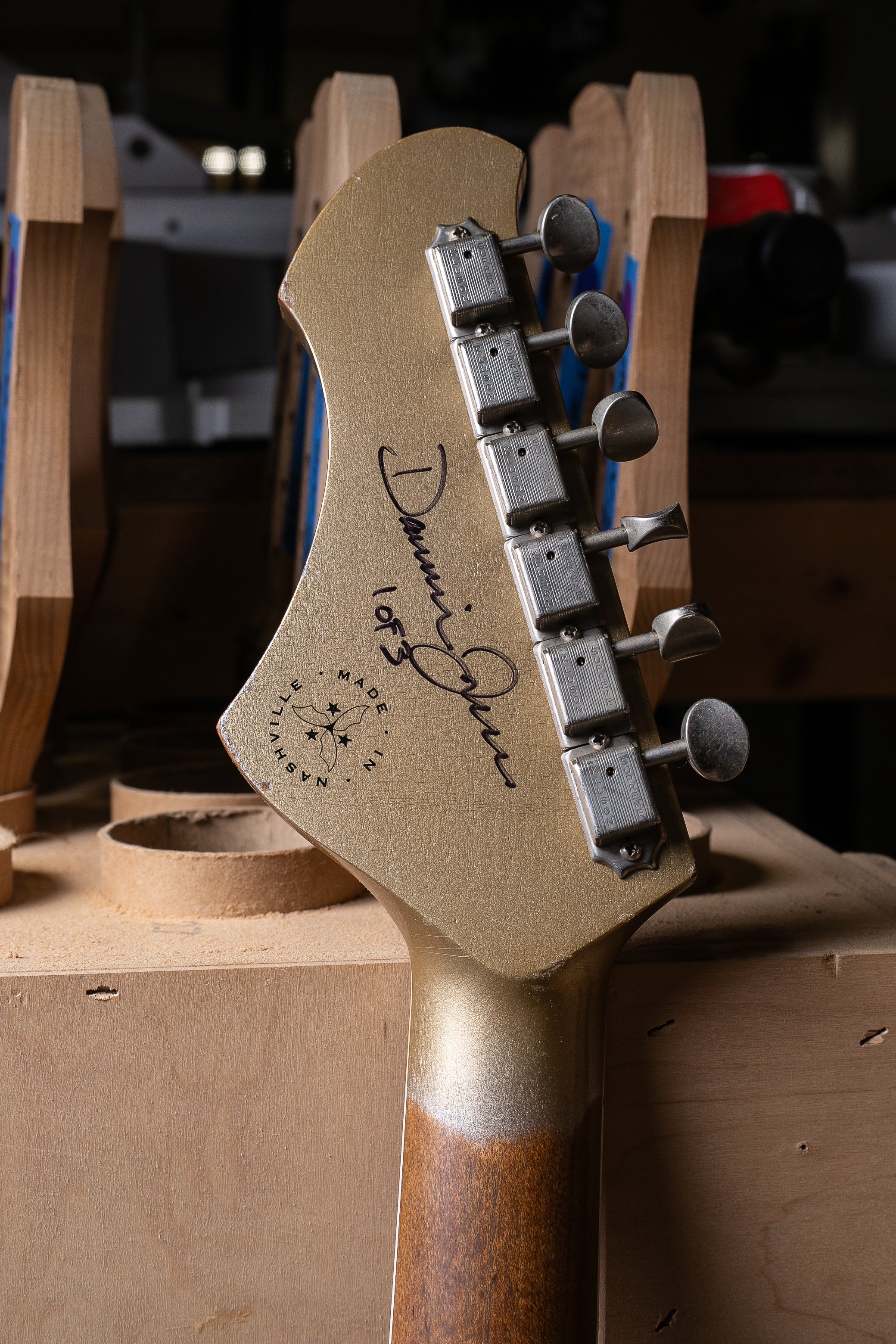 Signature MIRIS J - Shoreline Gold - Image 8