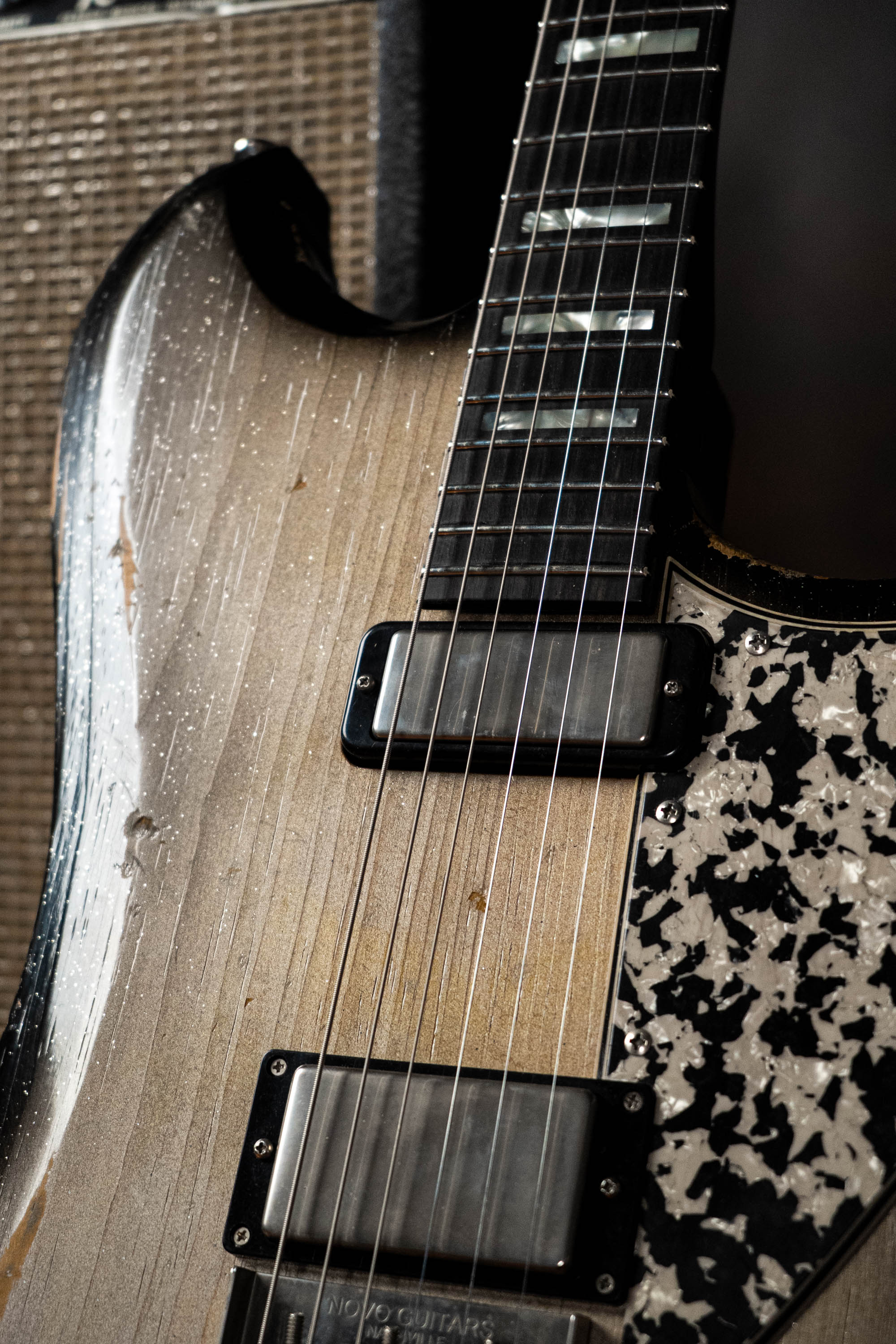 Signature Voltur - Trans Inca Silvertone Burst (1 of 2) - Image 3